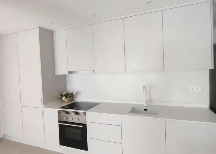 Excelente דירה *